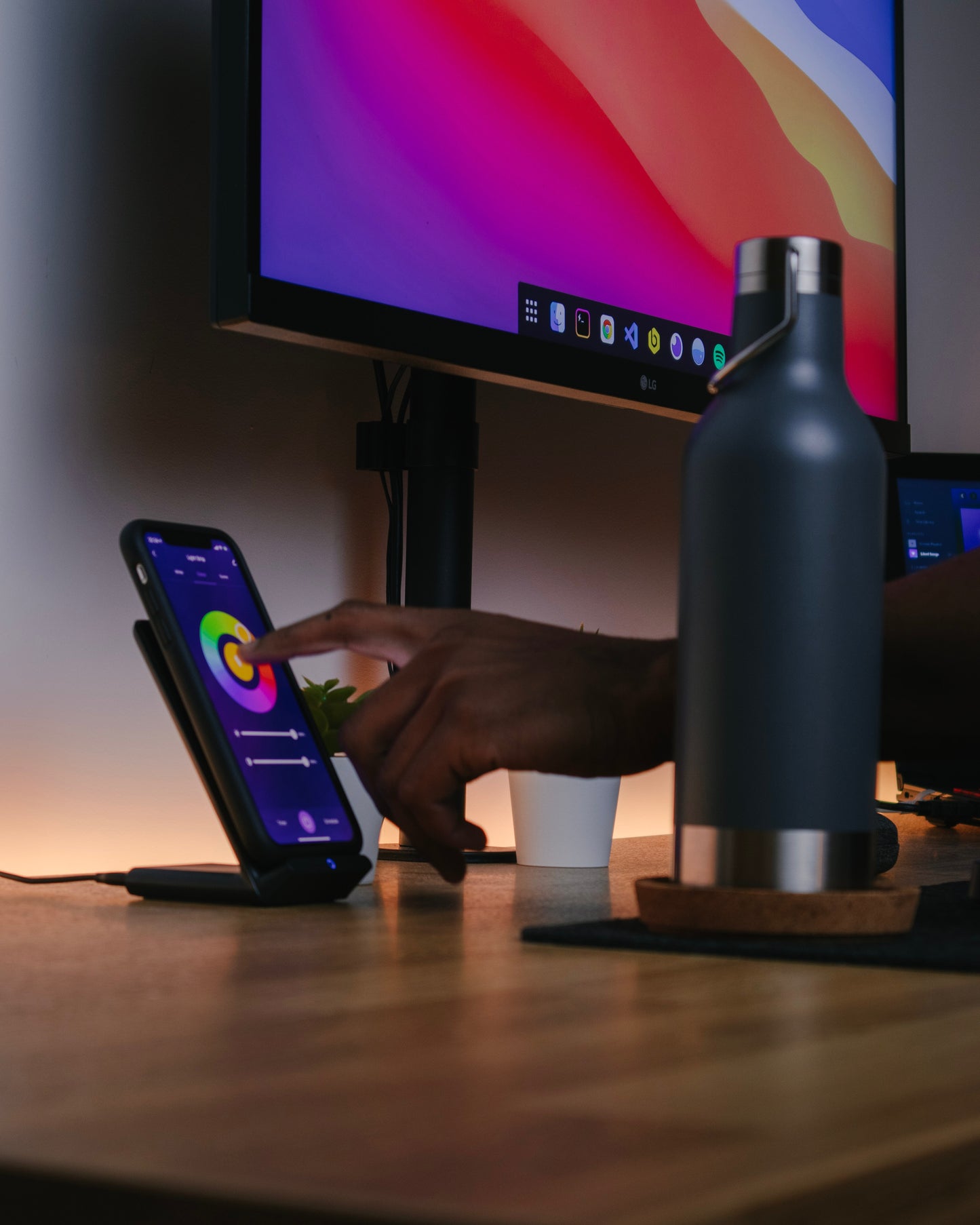 Controlador Bluetooth para tira LED RGB con control manual | 5V a 24V | Próximamente descontinuado