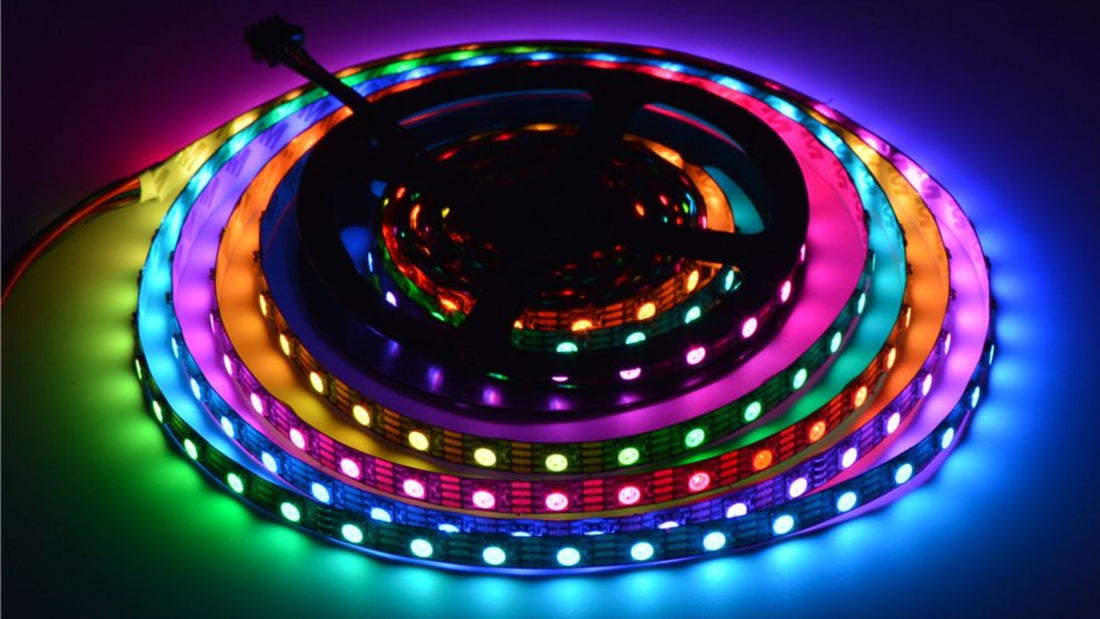 Tira Neopixel W2812B🤓Que es, como funciona, y como puedes utilizarla para decorar tus espacios🤓